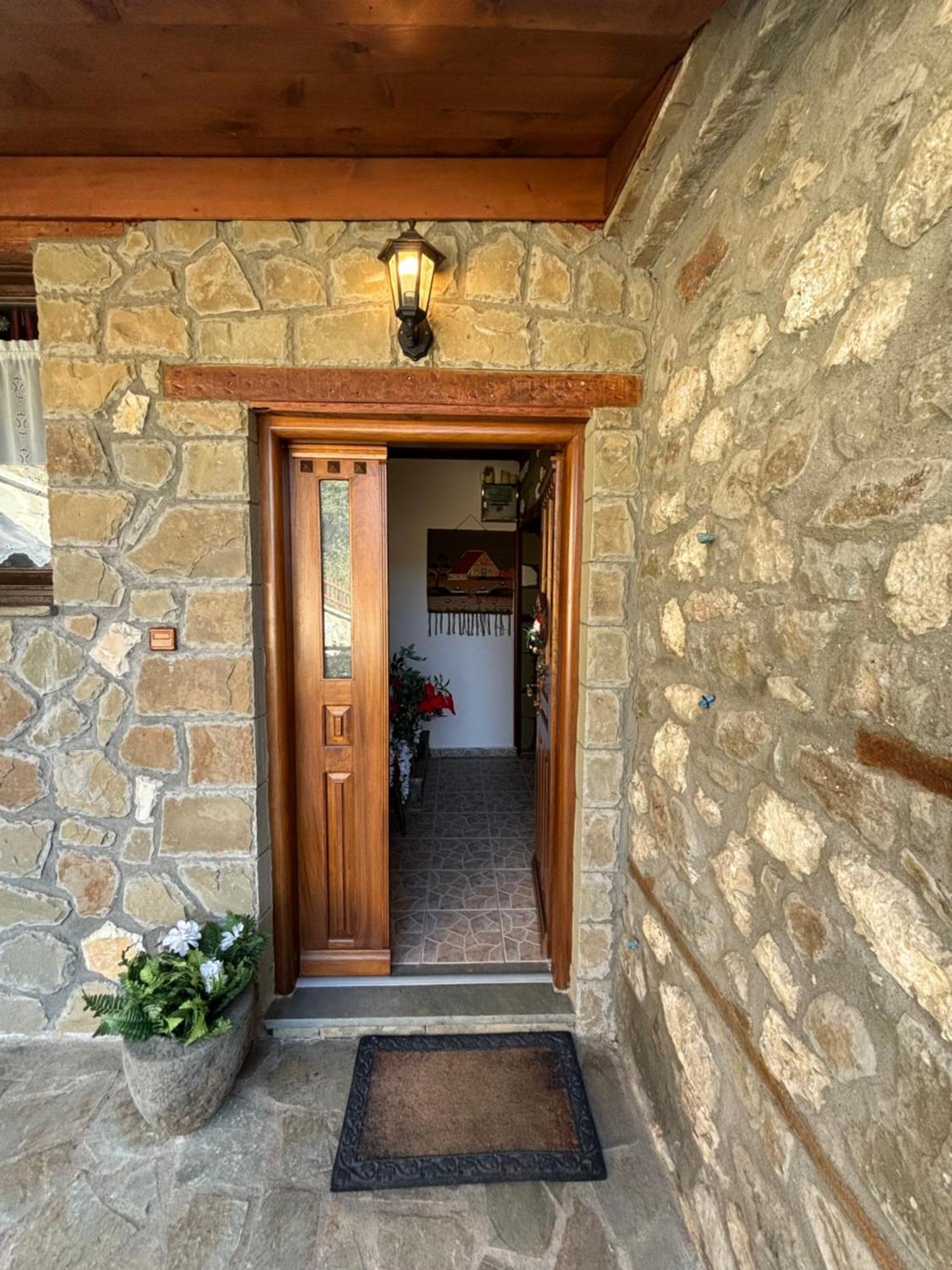 Πέτρινο Όραμα Hotel Kotronion  Exterior photo